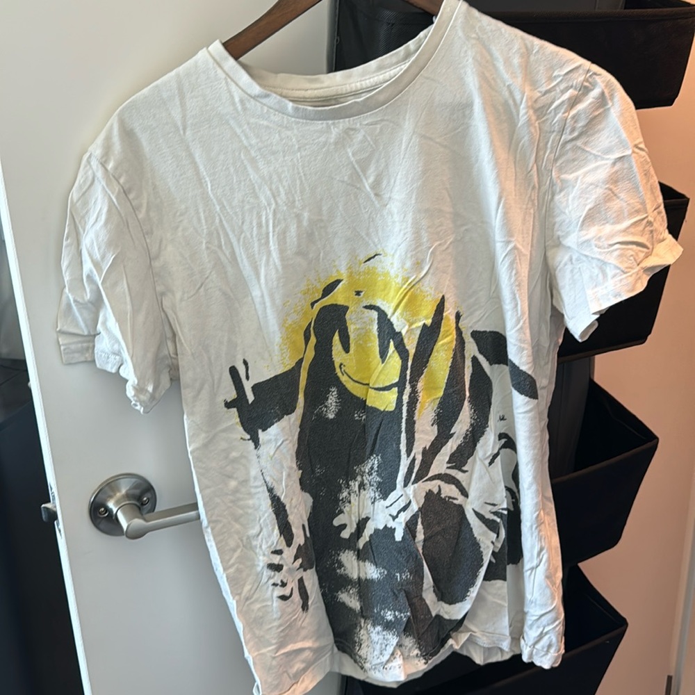 Eleven Paris Bored to Death Medium Graphic tee